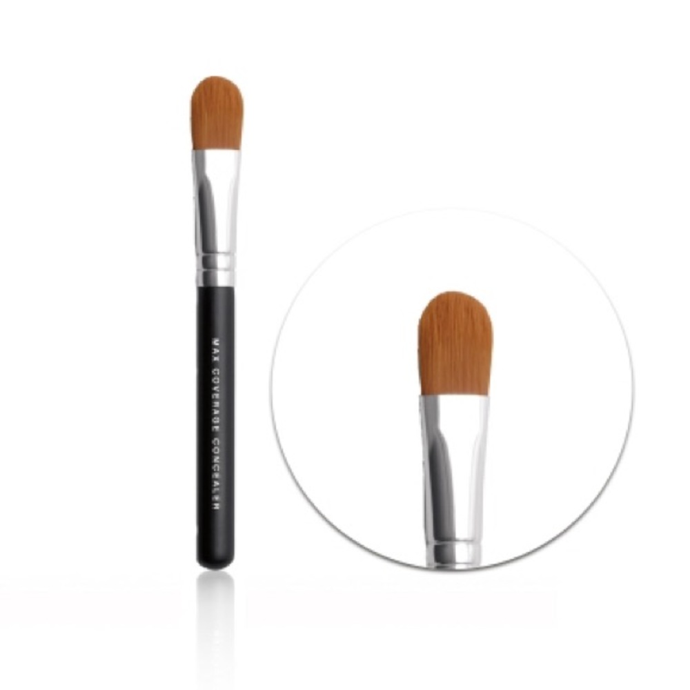 Bare Minerals Max Coverage Concealer Brush